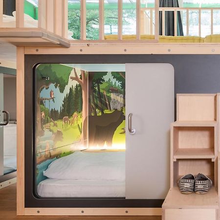 Capsule Hotel By Hyve Basel Exterior photo