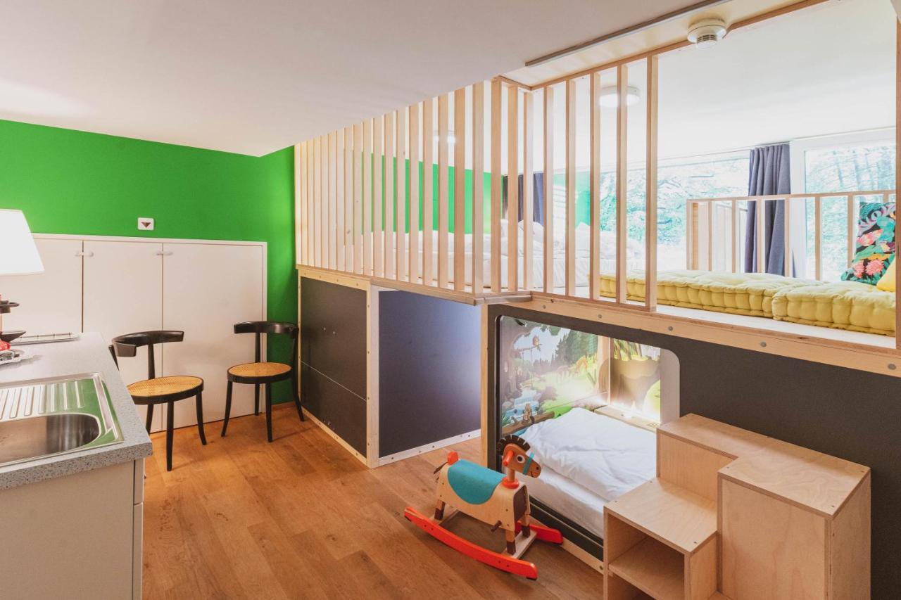 Capsule Hotel By Hyve Basel Exterior photo